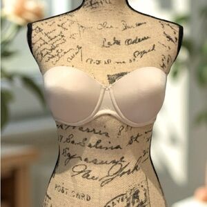 Calvin Klein 34C Strapless Pushup Bra